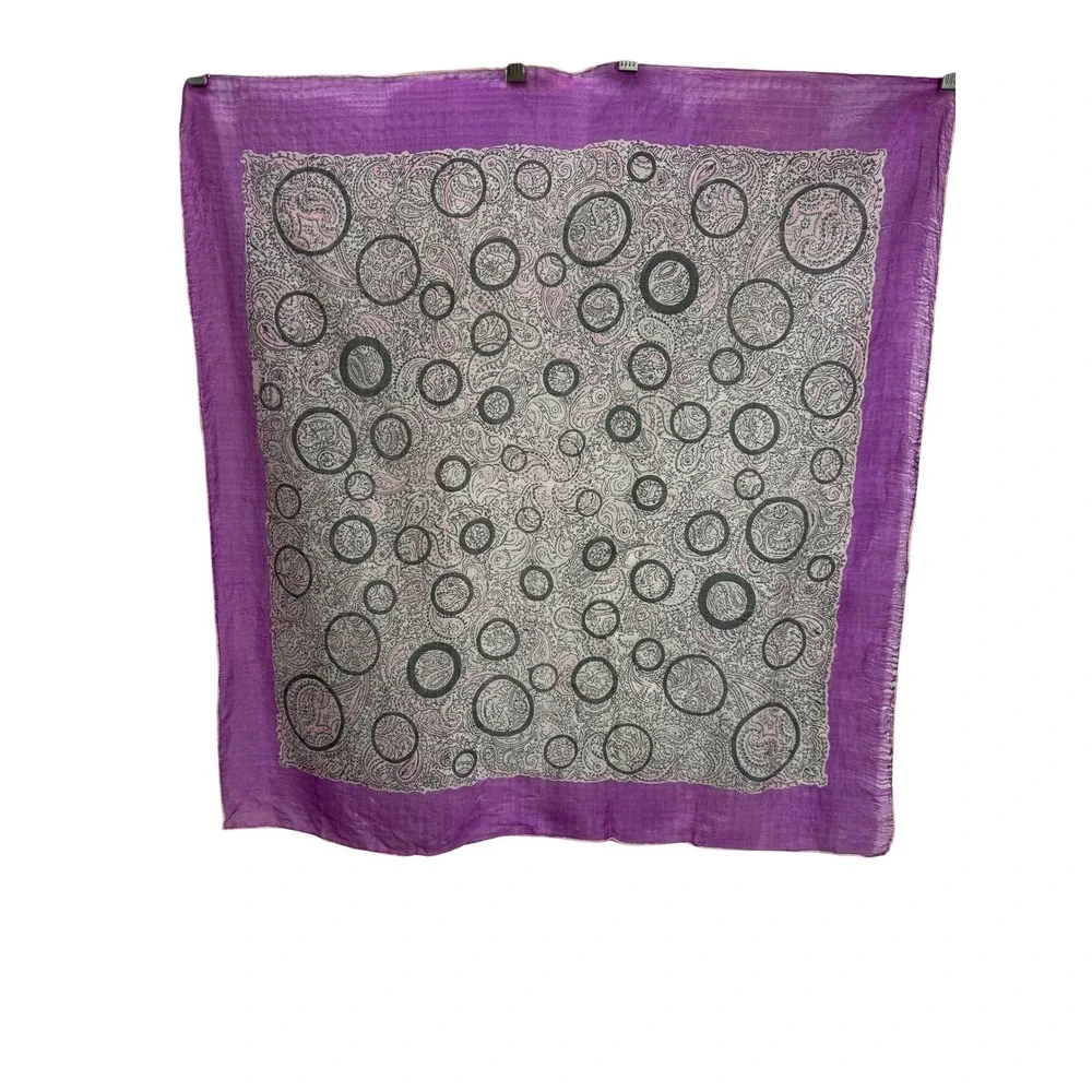 VTG Silk Purple Paisley Circle Print 28